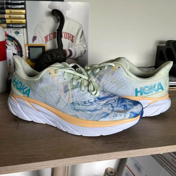Hoka One One M Clifton 8 1119393 TGT Size 13D Running Sneakers - Picture 1 of 5